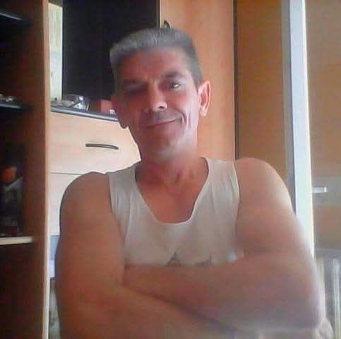 Novica - Gay fute à Villiers Profil de Novica, 26 ans, Gay fute à Villiers (Neuchâtel)