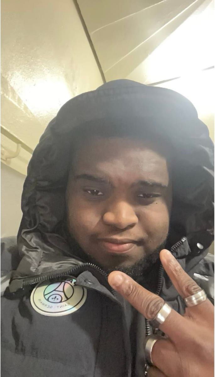 Chade - Gay fute à Guarda Profil de Chade, 30 ans, Gay fute à Guarda (Grisons)