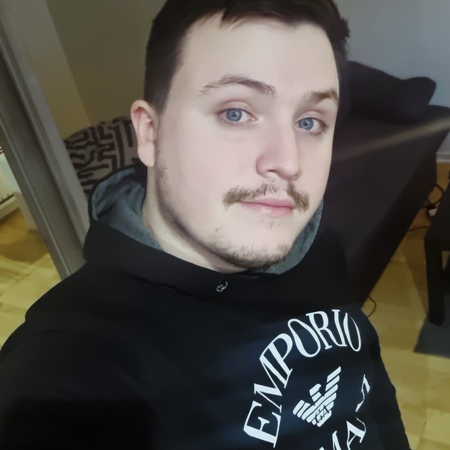 Amans - Gay fute à Nassen Profil de Amans, 22 ans, Gay fute à Nassen (Saint-Gall)