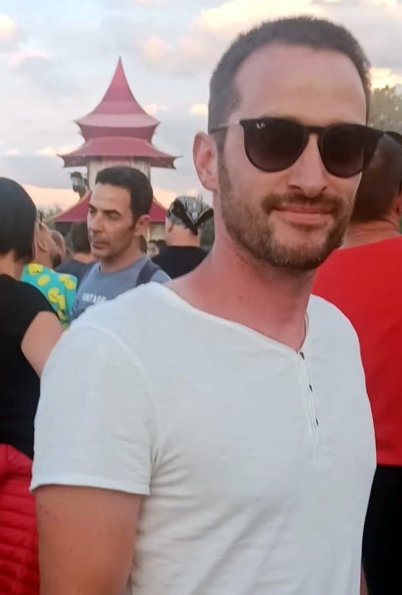 Gerson - Gay fute à Brail Profil de Gerson, 40 ans, Gay fute à Brail (Grisons)