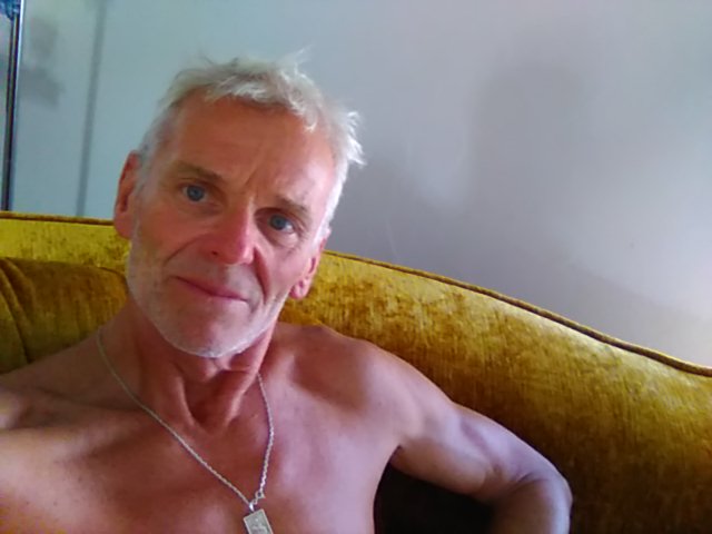 Marck - Gay fute à Villiers Profil de Marck, 25 ans, Gay fute à Villiers (Neuchâtel)