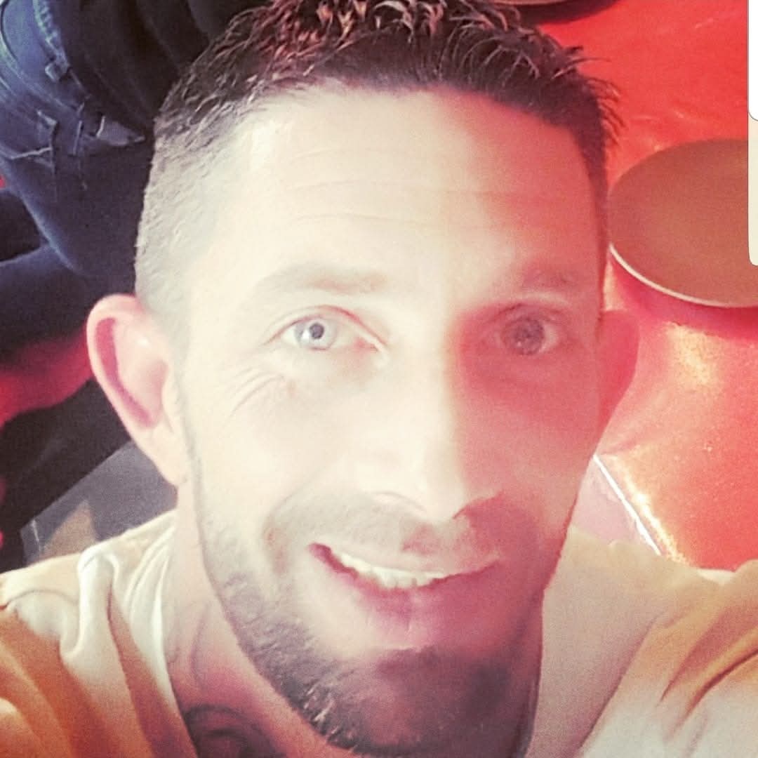 Maywen - Gay fute à Ftan Profil de Maywen, 41 ans, Gay fute à Ftan (Grisons)