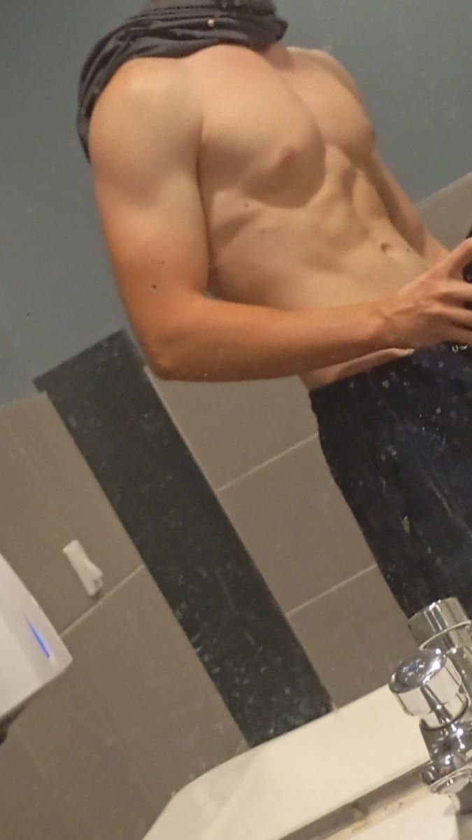 Profil de Yazan, 24 ans, Gay fute à Blankenburg (Berne)