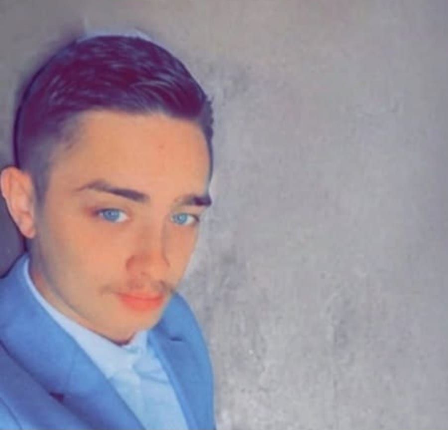 Meddhy - Gay fute à Vessy Profil de Meddhy, 42 ans, Gay fute à Vessy (Genève)
