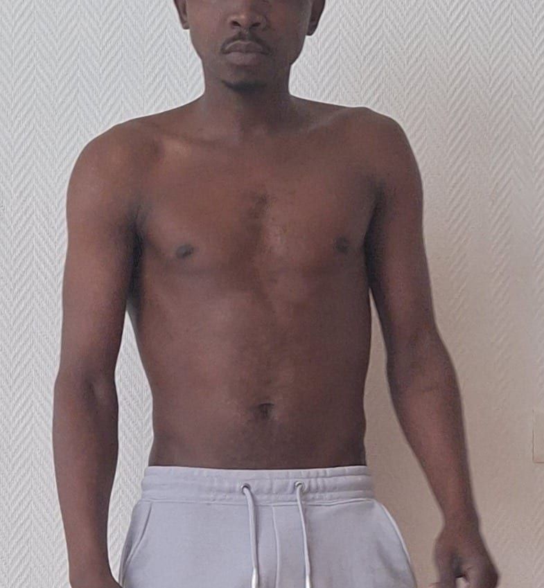 Aness - Gay fute à Trasadingen Profil de Aness, 33 ans, Gay fute à Trasadingen (Schaffhouse)