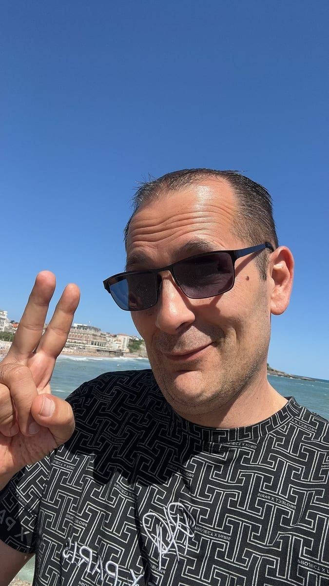 Karamoko - Gay fute à Stalden (Sarnen) Profil de Karamoko, 40 ans, Gay fute à Stalden (Sarnen) (Obwald)