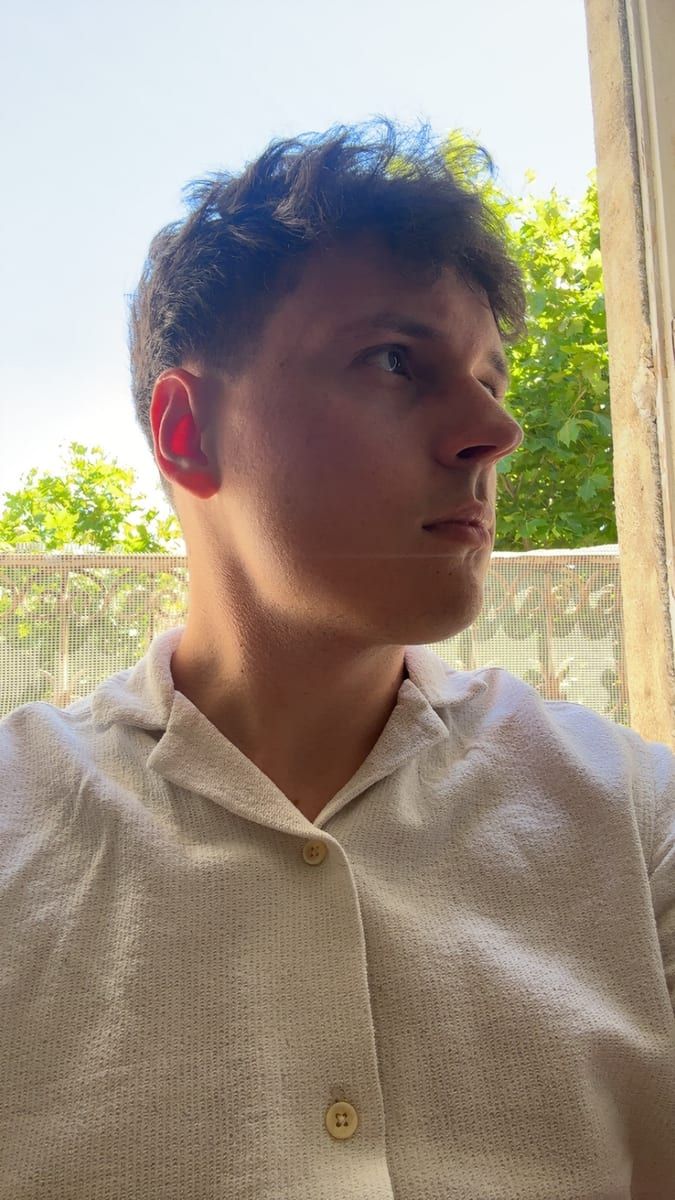 Dohan - Gay fute à Trasadingen Profil de Dohan, 28 ans, Gay fute à Trasadingen (Schaffhouse)