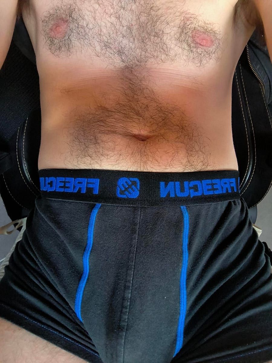 Sanka - Gay fute à Spiringen Profil de Sanka, 22 ans, Gay fute à Spiringen (Uri)