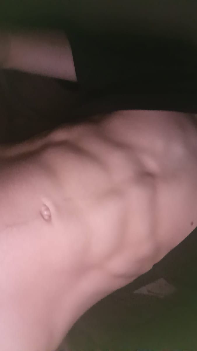 Kieran - Gay fute à Nassen Profil de Kieran, 29 ans, Gay fute à Nassen (Saint-Gall)