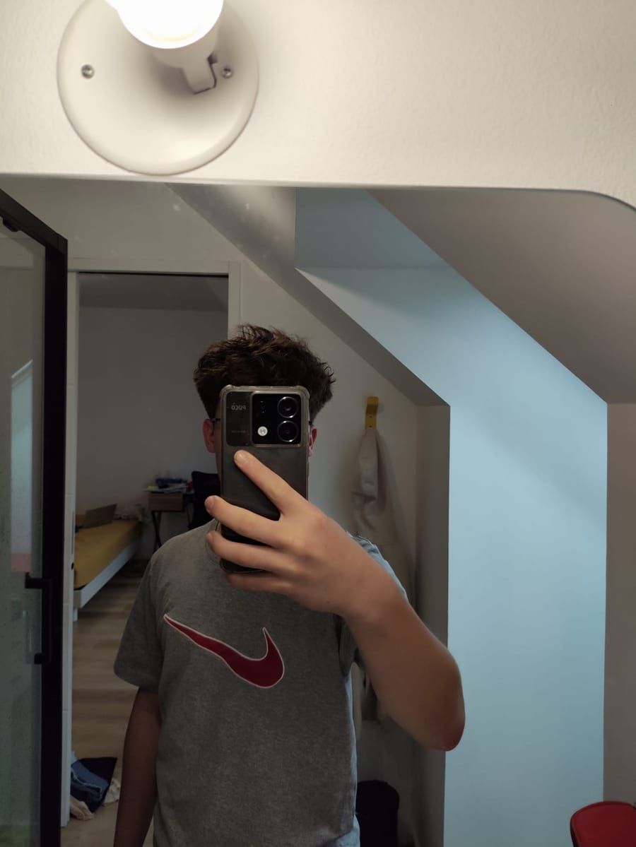Iann - Gay fute à Wavre Profil de Iann, 28 ans, Gay fute à Wavre (Neuchâtel)