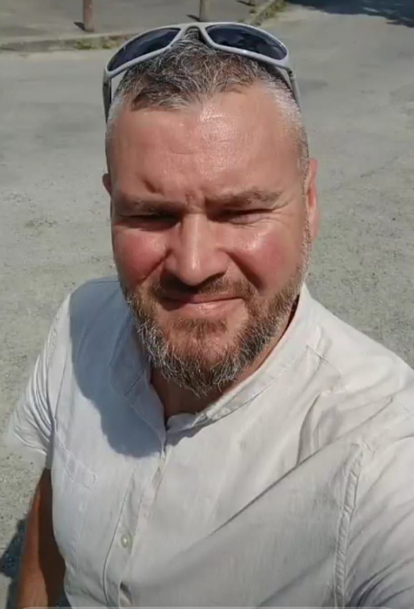 Abdelah - Gay fute à Weissbad Profil de Abdelah, 35 ans, Gay fute à Weissbad (Appenzell Rhodes-Intérieures)
