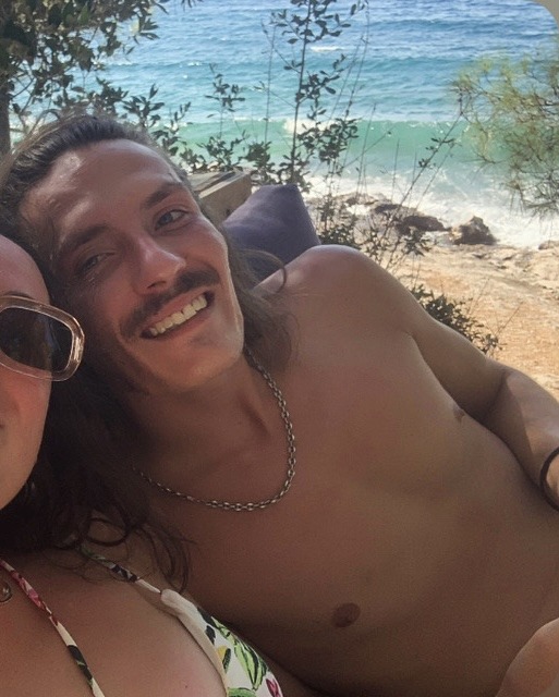 Radhouan - Gay fute à Ebnet Profil de Radhouan, 29 ans, Gay fute à Ebnet (Lucerne)