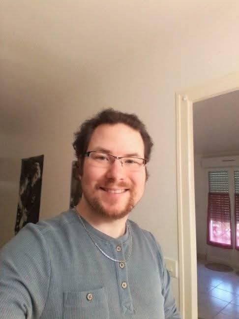 Ghislain - Gay fute à Urnerboden Profil de Ghislain, 28 ans, Gay fute à Urnerboden (Uri)