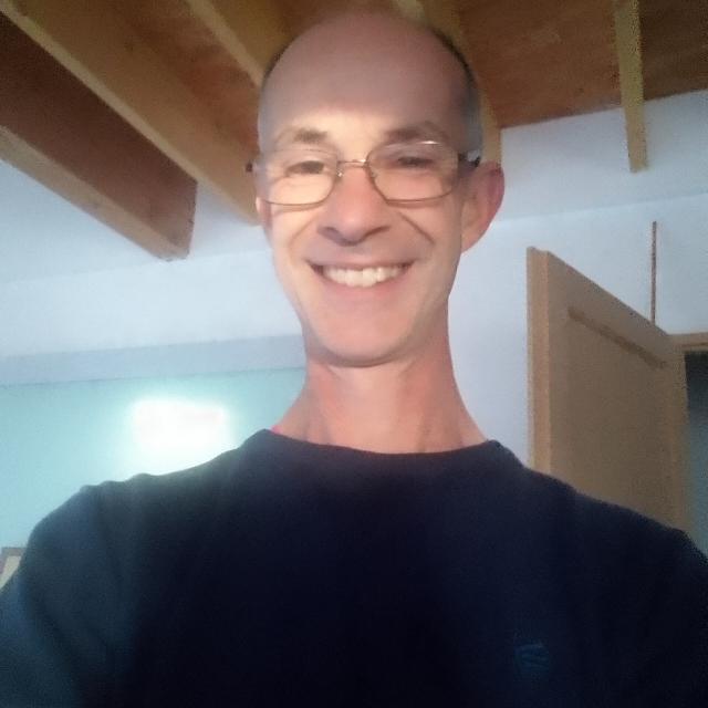 Madhi - Gay fute à Brail Profil de Madhi, 33 ans, Gay fute à Brail (Grisons)