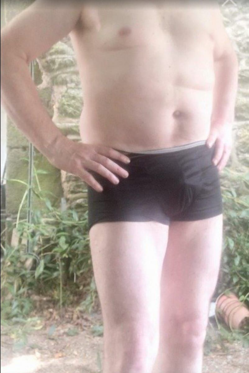 Kandjoura - Gay fute à Zernez Profil de Kandjoura, 40 ans, Gay fute à Zernez (Grisons)