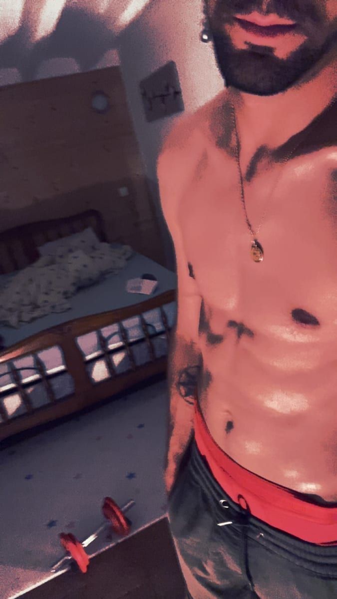 Sok - Gay fute à Baldegg Profil de Sok, 39 ans, Gay fute à Baldegg (Lucerne)