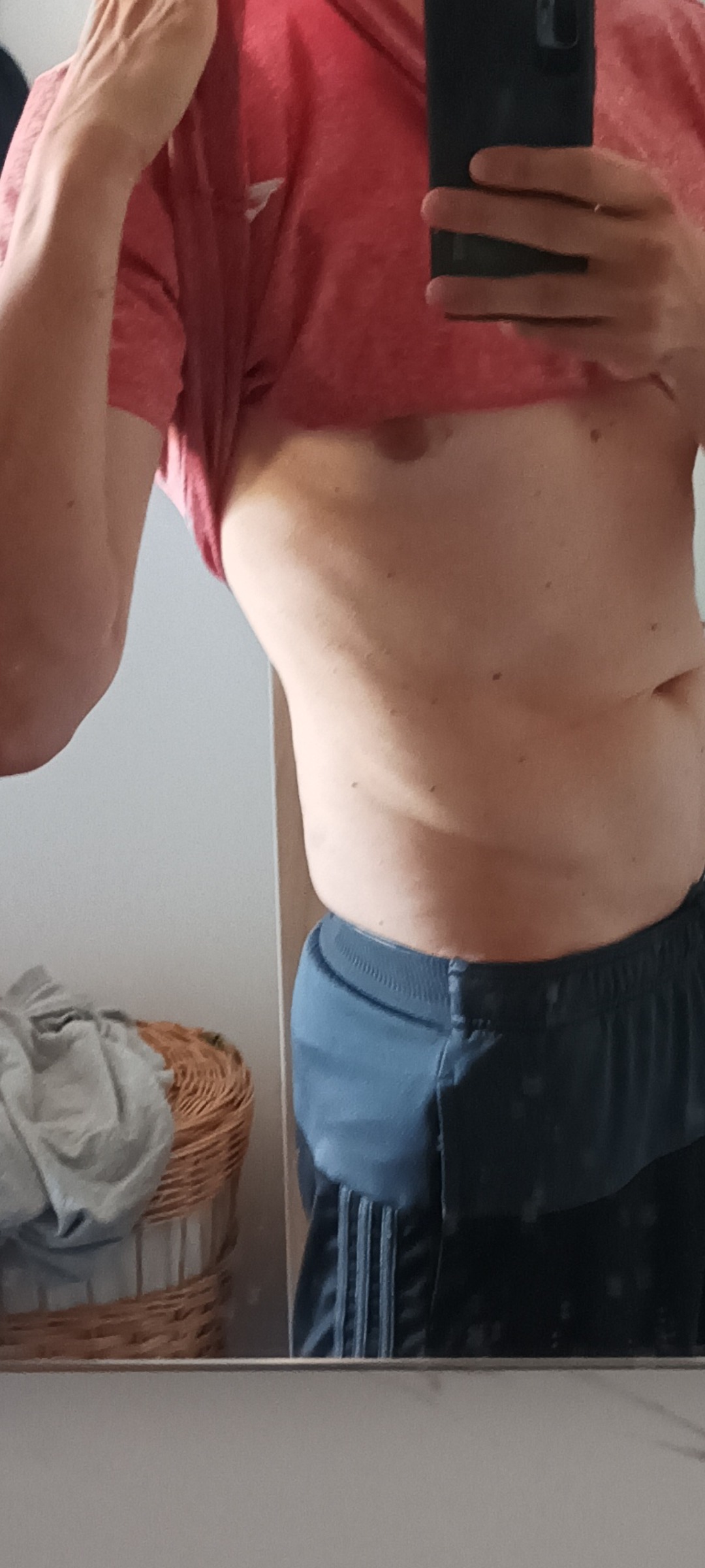 Johad - Gay fute à Yens Profil de Johad, 38 ans, Gay fute à Yens (Vaud)