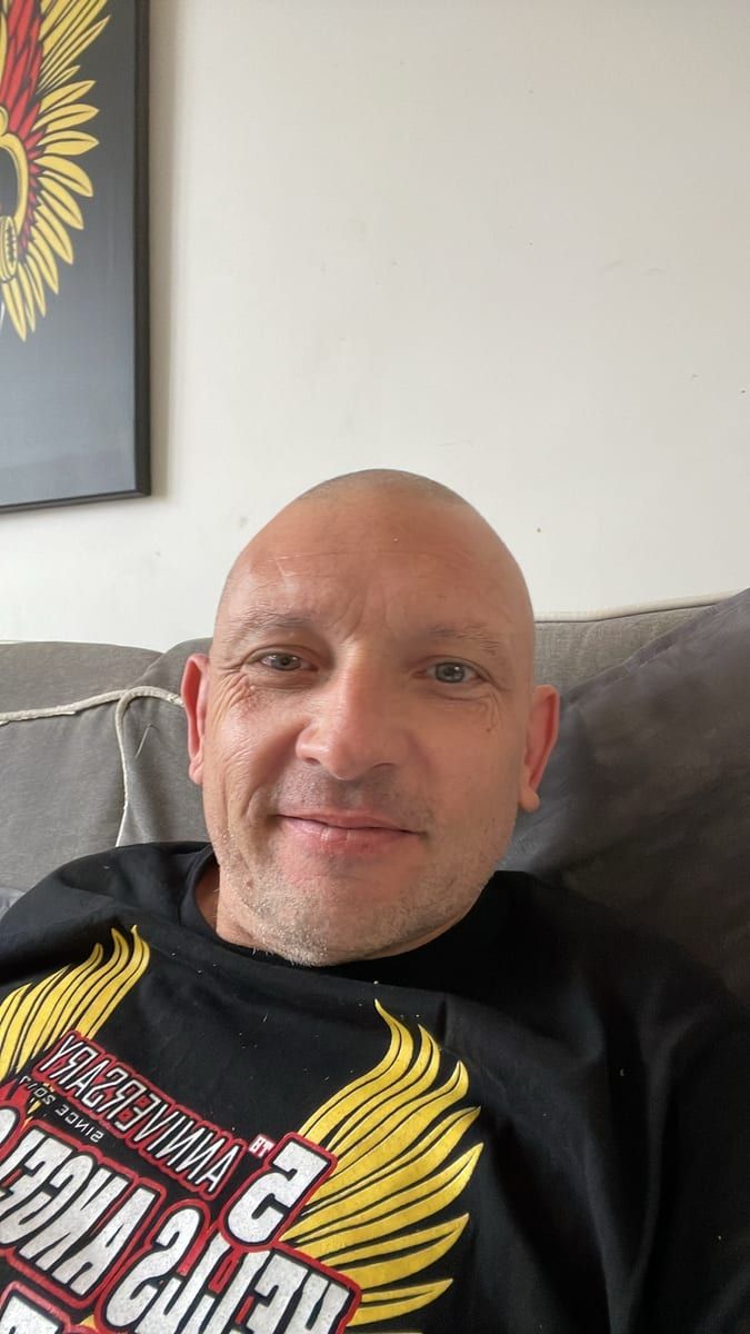 Profil de Pieter, 42 ans, Gay fute à Saubraz (Vaud)
