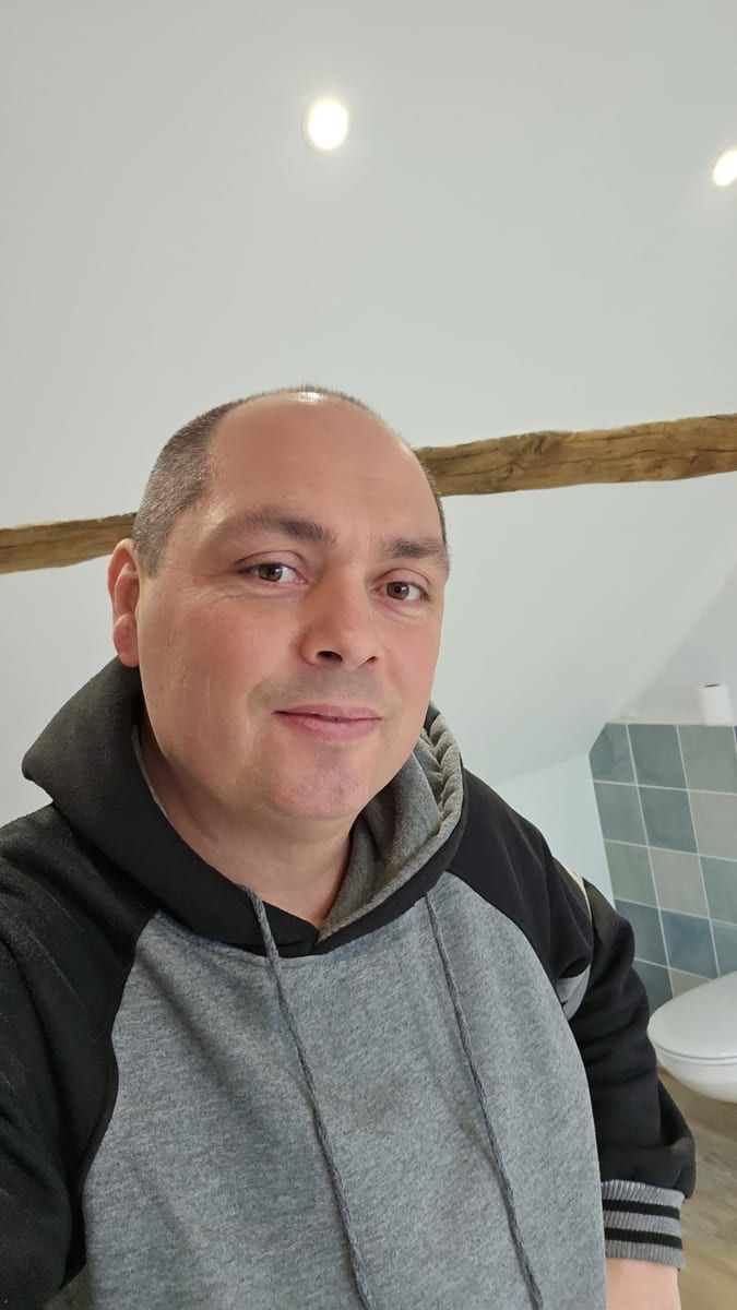 Profil de Jean-auguste, 31 ans, Gay fute à Baar (Zoug)