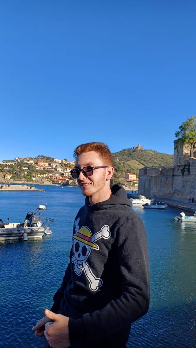 Profil de Batoura, 25 ans, Gay fute à Sonvilier (Berne)