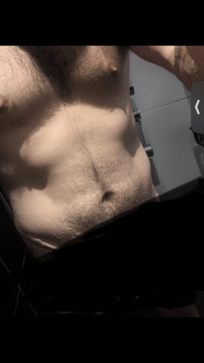 Ryo - Gay fute à Mathod Profil de Ryo, 45 ans, Gay fute à Mathod (Vaud)