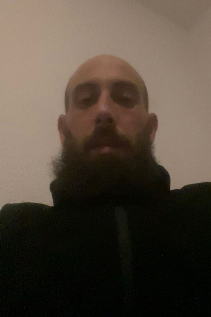 Profil de Lisandro, 40 ans, Gay fute à Châtel-St-Denis (Fribourg)