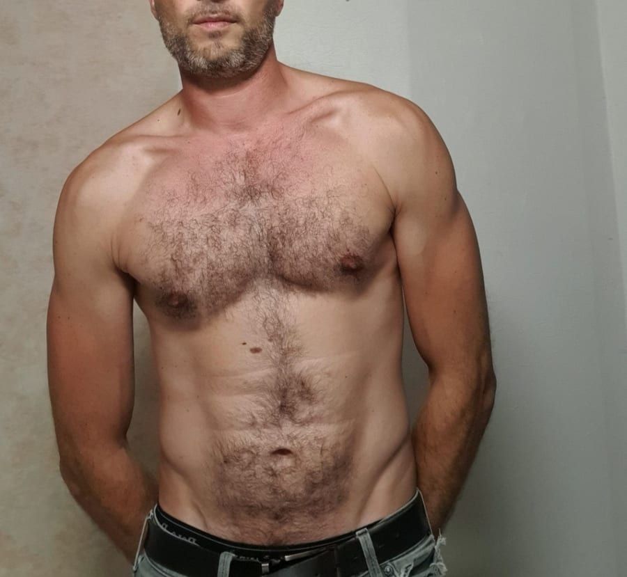 Profil de Sylvestre, 29 ans, Gay fute à Brigerbad (Valais)