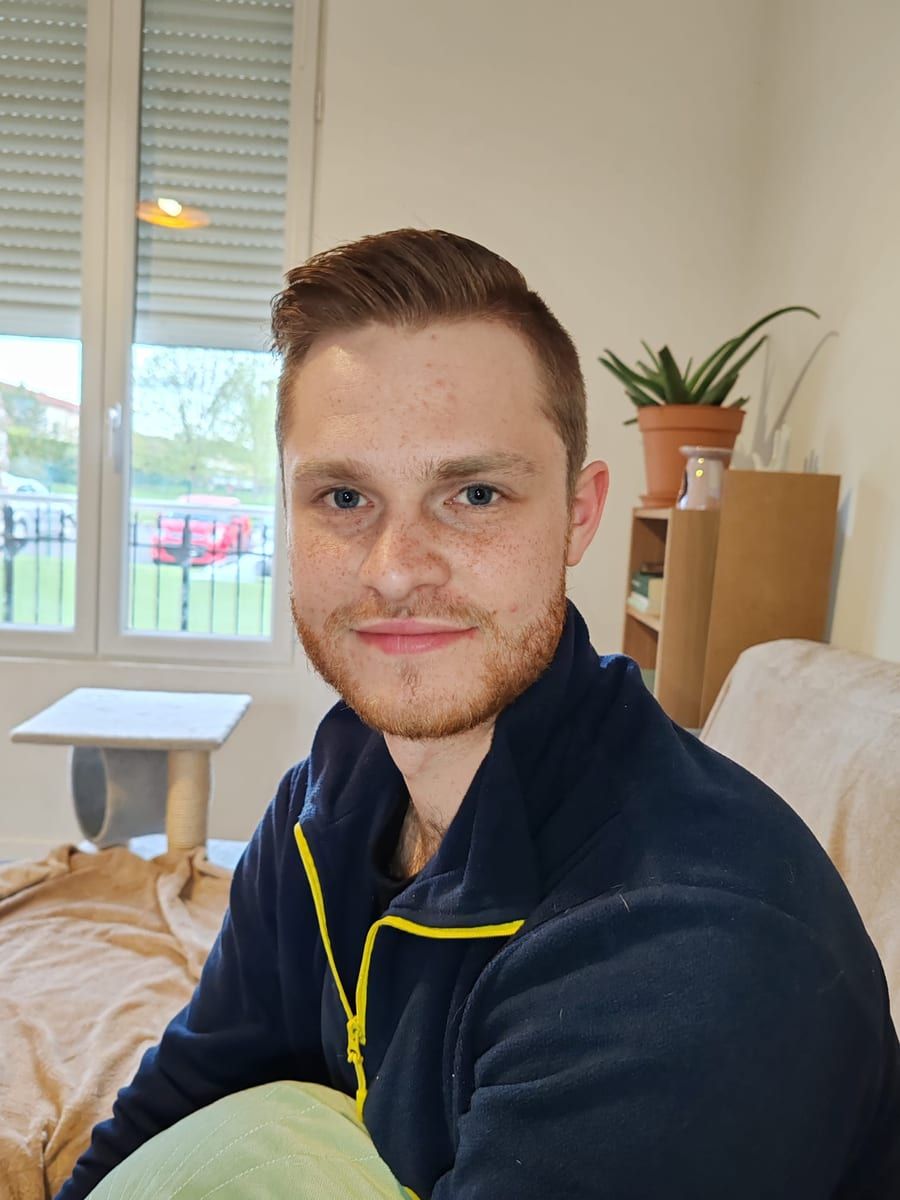 Profil de Jordan, 28 ans, Gay fute à Borex (Vaud)