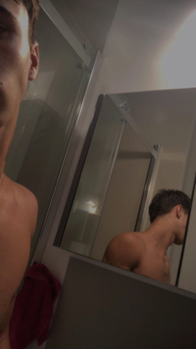 Labib - Gay fute à Vicques Profil de Labib, 32 ans, Gay fute à Vicques (Jura)