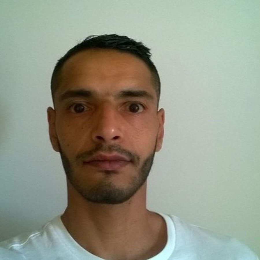 Zyad - Gay fute à Bâle Profil de Zyad, 32 ans, Gay fute à Bâle (Bâle-Ville)