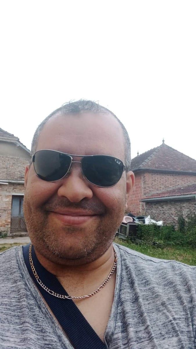 Mouhamadou - Gay fute à Wilchingen Profil de Mouhamadou, 32 ans, Gay fute à Wilchingen (Schaffhouse)