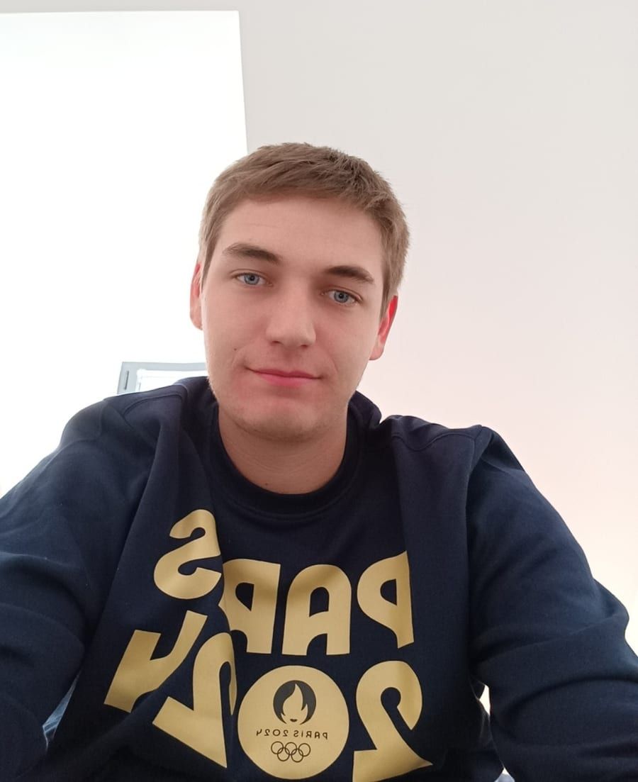 Lucca - Gay fute à Port Profil de Lucca, 37 ans, Gay fute à Port (Berne)
