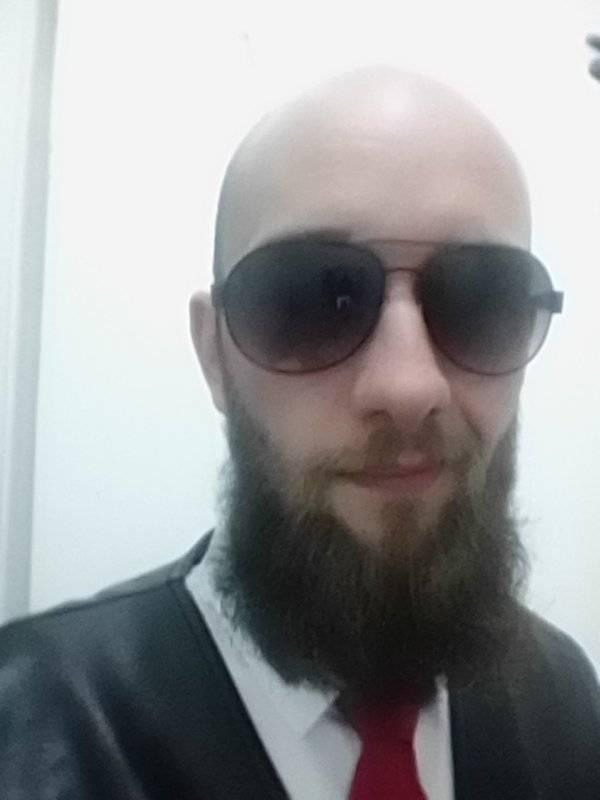 Thibert - Gay fute à Yvorne Profil de Thibert, 38 ans, Gay fute à Yvorne (Vaud)