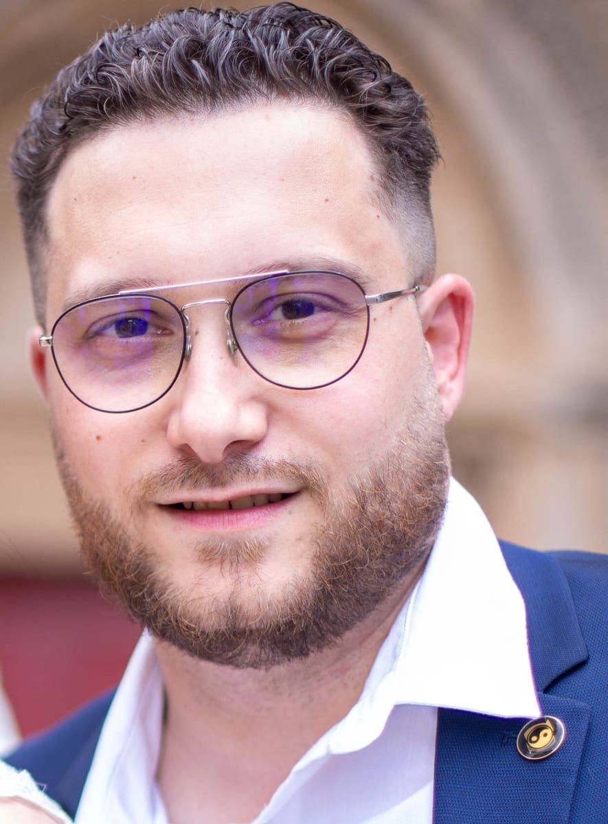 Toumi - Gay fute à Stalden (Sarnen) Profil de Toumi, 31 ans, Gay fute à Stalden (Sarnen) (Obwald)