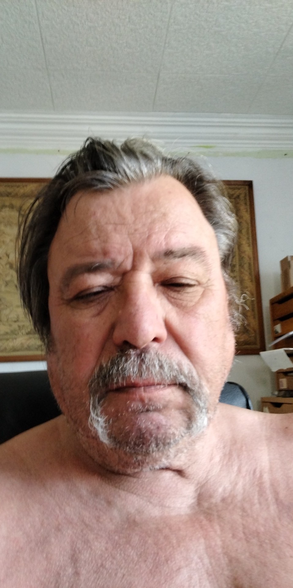 Jhonatan - Gay fute à Zullwil Profil de Jhonatan, 24 ans, Gay fute à Zullwil (Soleure)