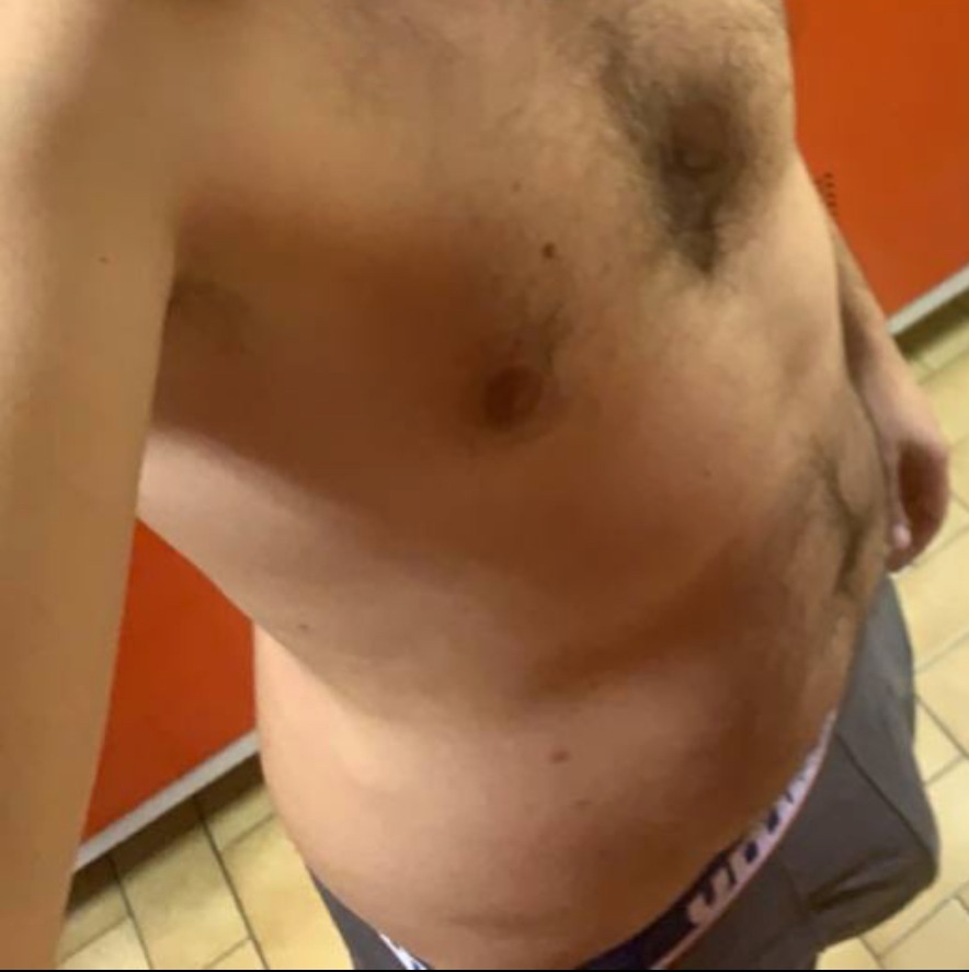 Forrest - Gay fute à Villiers Profil de Forrest, 38 ans, Gay fute à Villiers (Neuchâtel)