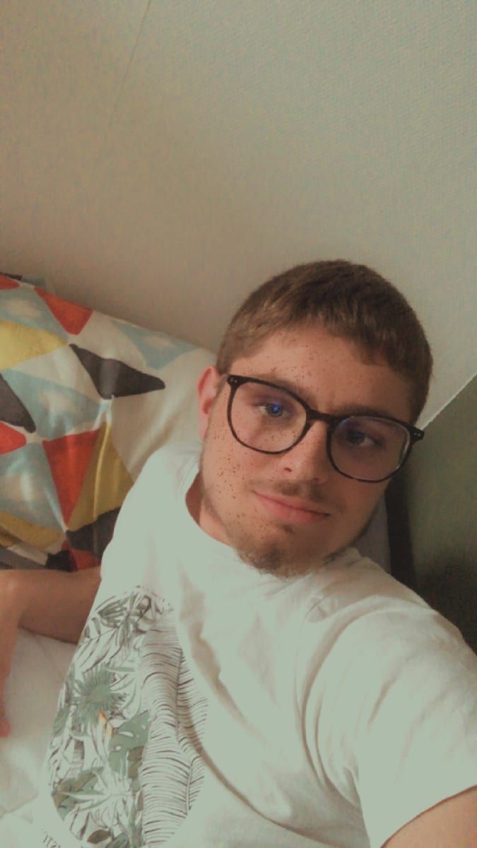 Henny - Gay fute à Zillis Profil de Henny, 44 ans, Gay fute à Zillis (Grisons)