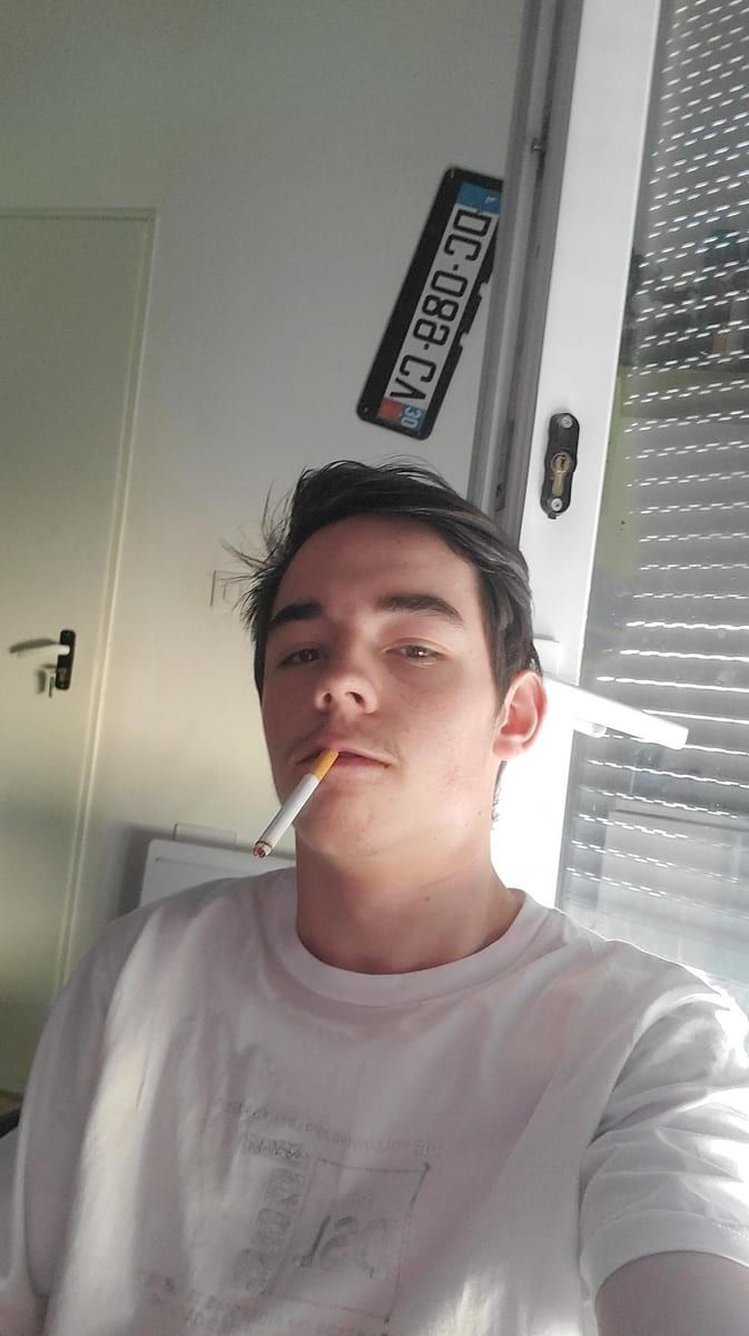 Jabier - Gay fute à Richenthal Profil de Jabier, 36 ans, Gay fute à Richenthal (Lucerne)